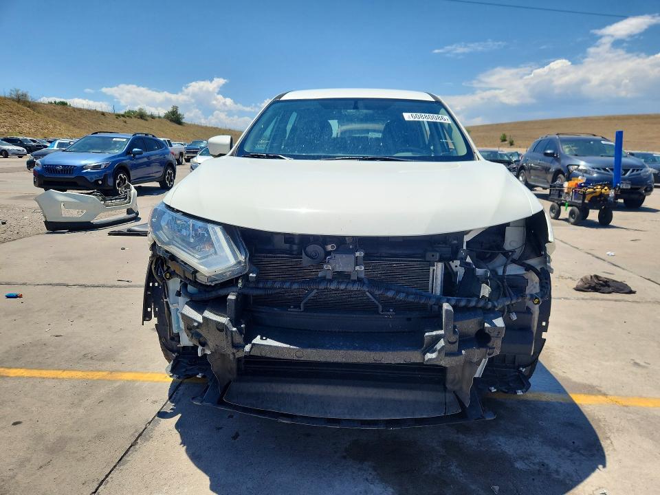 2018 Nissan Rogue მანქანა იყიდება აუქციონზე, vin: 5N1AT2MV8JC748522, აუქციონის ნომერი: 60880086