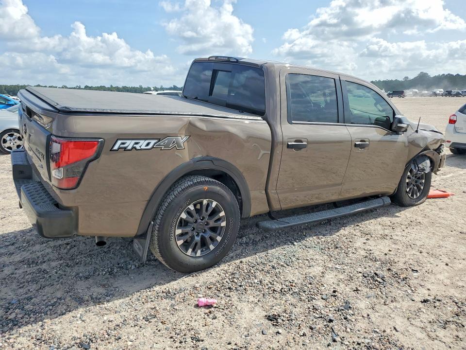 63055296 :رقم المزاد ، 1N6AA1ED3MN508150 vin ، 2021 Nissan Titan مزاد بيع