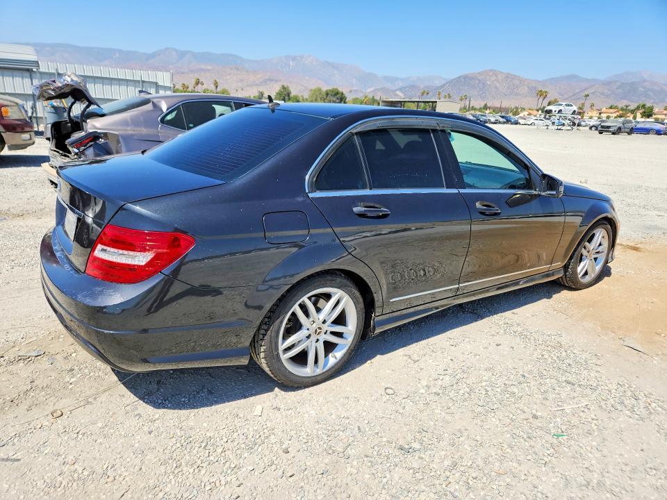 63430986 :رقم المزاد ، WDDGF4HB0DA768464 vin ، 2013 Mercedes-benz C مزاد بيع