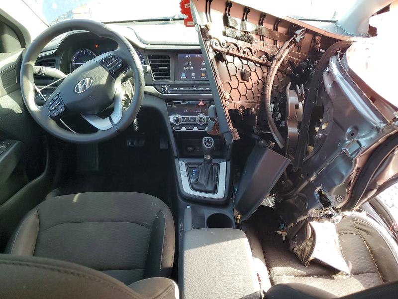 60692306 :رقم المزاد ، 5NPD84LF2LH508494 vin ، 2020 Hyundai Elantra مزاد بيع