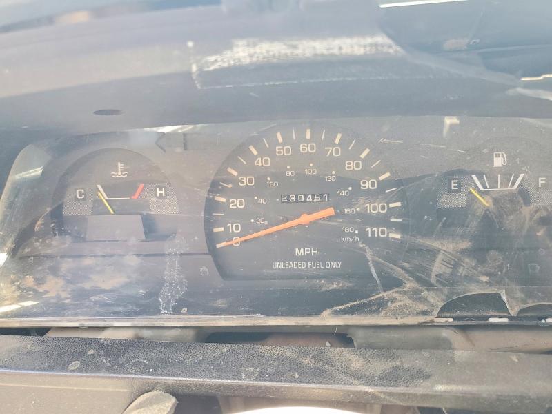 59666926 :رقم المزاد ، 4TARN81A5PZ092738 vin ، 1993 Toyota Pickup مزاد بيع