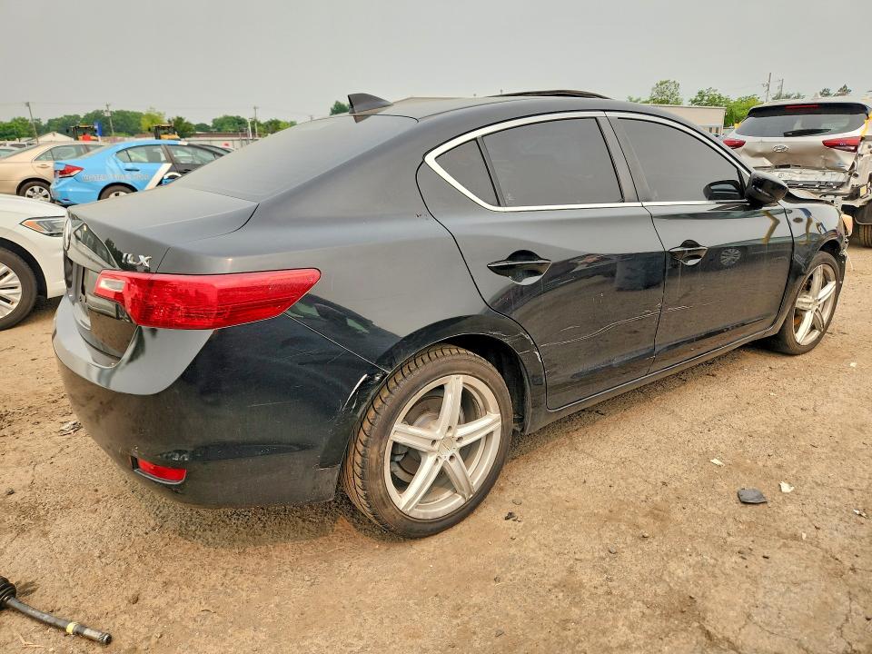 60921076 :رقم المزاد ، 19VDE1F7XDE008075 vin ، 2013 Acura Ilx مزاد بيع