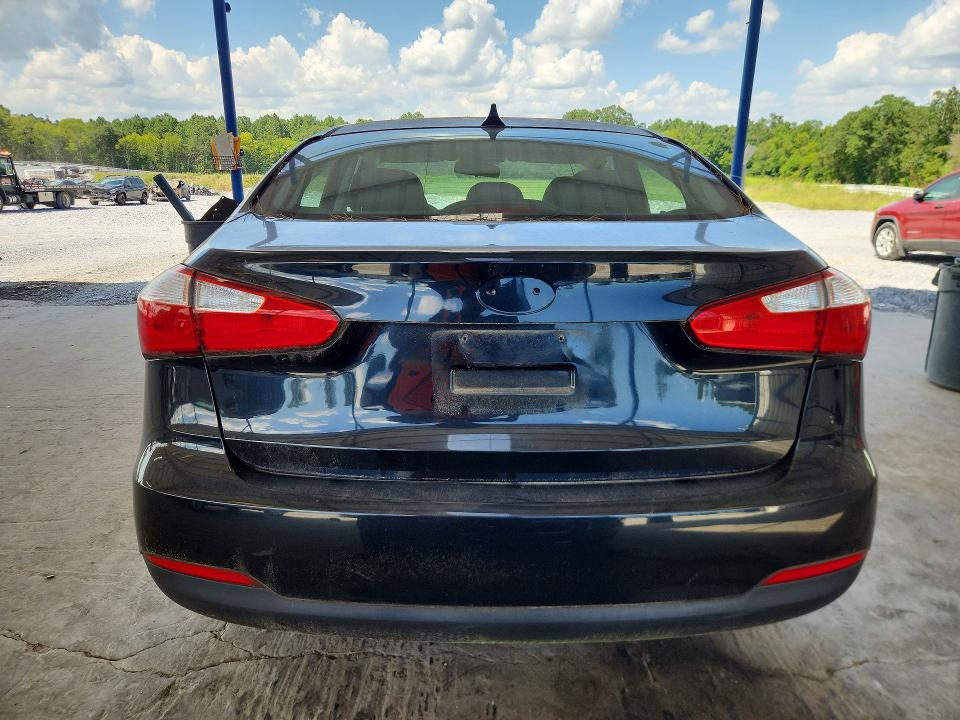 60710366 :رقم المزاد ، KNAFX4A62F5427592 vin ، 2015 Kia Forte مزاد بيع