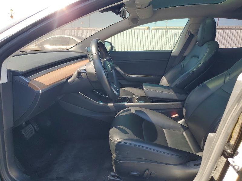 62295656 :رقم المزاد ، 5YJ3E1EA2JF123307 vin ، 2018 Tesla Model 3 مزاد بيع