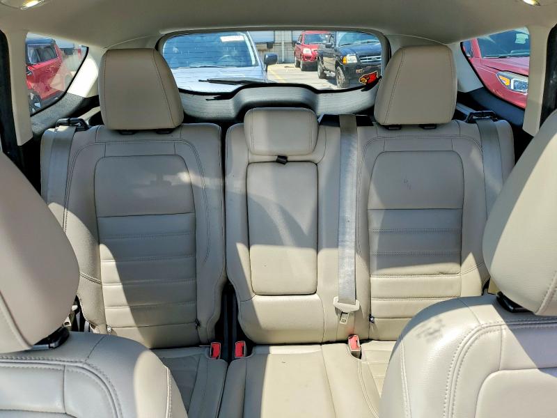 62303506 :رقم المزاد ، 5NMJACDE0RH433405 vin ، 2017 Ford Escape مزاد بيع