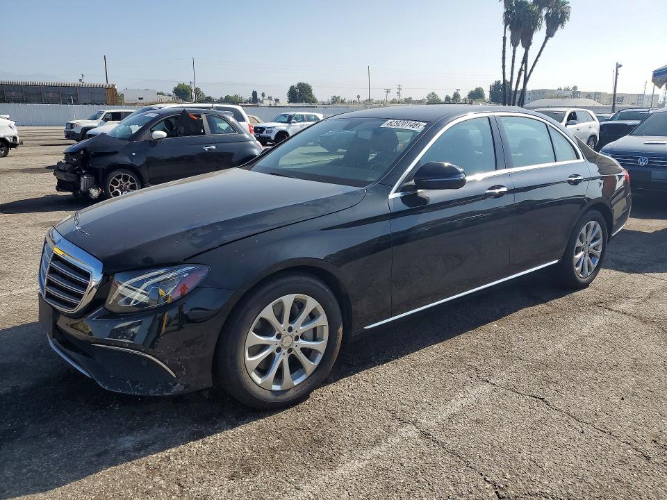 62920146 :رقم المزاد ، WDDZF4JB0HA069554 vin ، 2017 Mercedes-benz E مزاد بيع