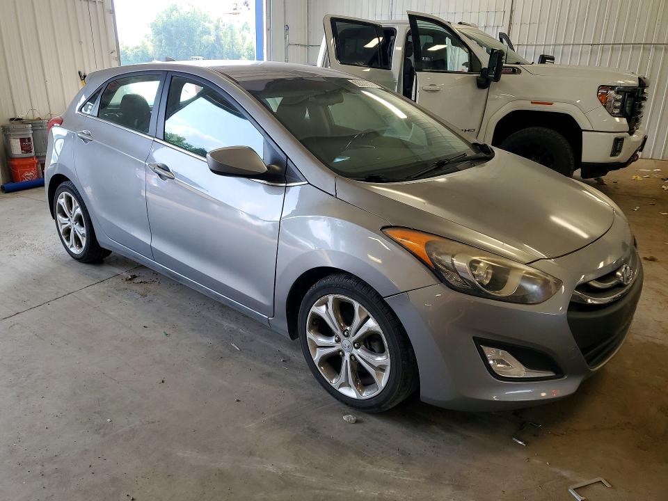 Продажа на аукционе авто 2013 Hyundai Elantra Gt, vin: KMHD35LE8DU122113, номер лота: 62839876