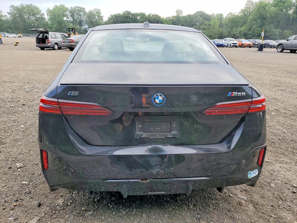 60688376 :رقم المزاد ، WBY43FK01RCP74227 vin ، 2024 Bmw I5 مزاد بيع