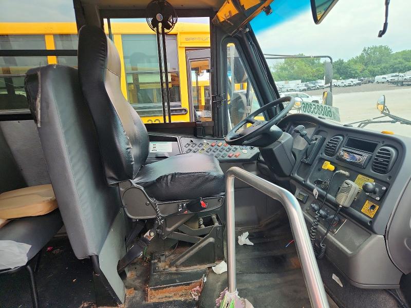 60885306 :رقم المزاد ، 4UZABRDTXCCBK4978 vin ، 2012 Thomabuses Bus مزاد بيع