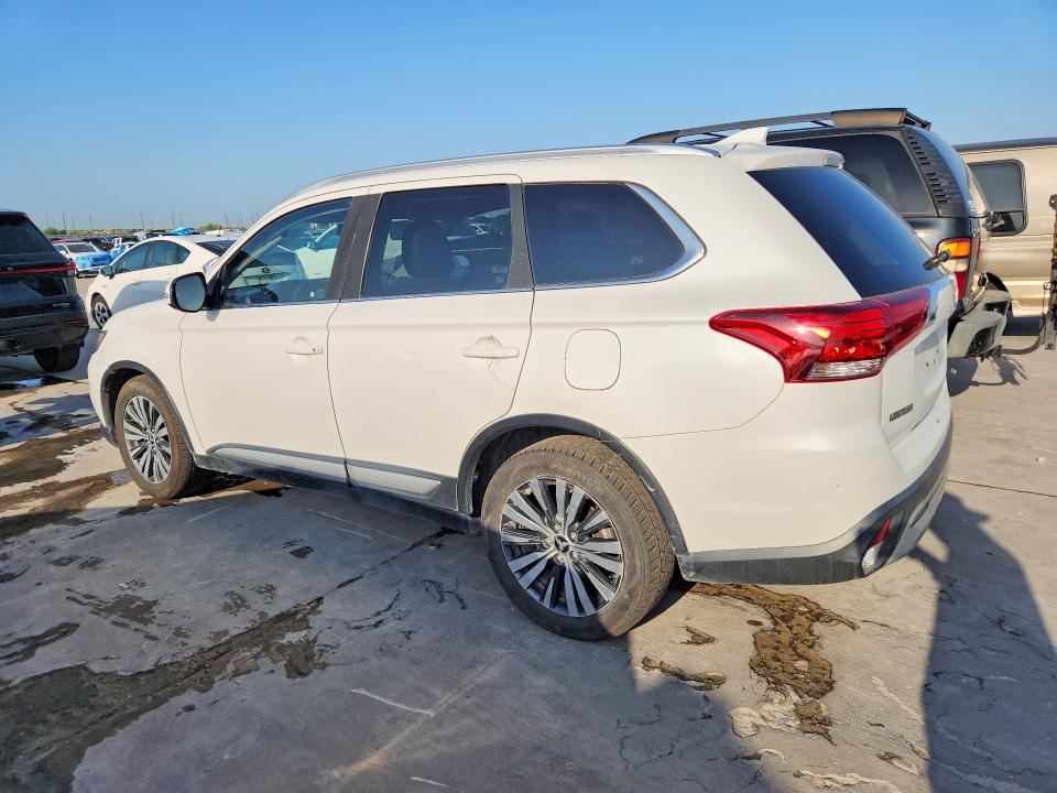 62111096 :رقم المزاد ، JA4AZ3A36KZ036188 vin ، 2019 Mitsubishi Outlander مزاد بيع