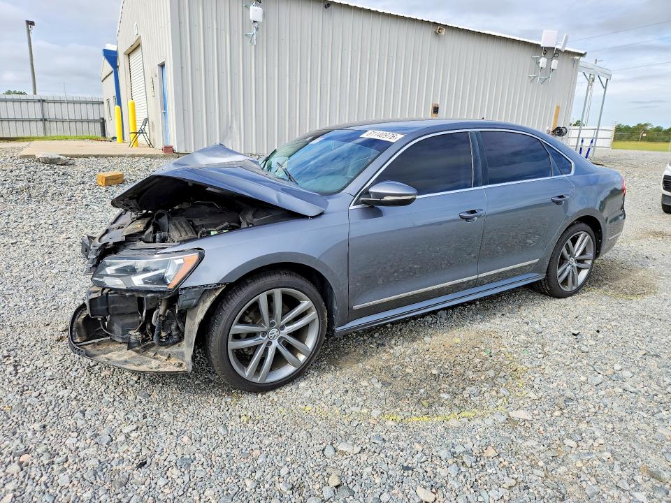 61140976 :رقم المزاد ، 1VWAT7A30GC067314 vin ، 2016 Volkswagen Passat مزاد بيع