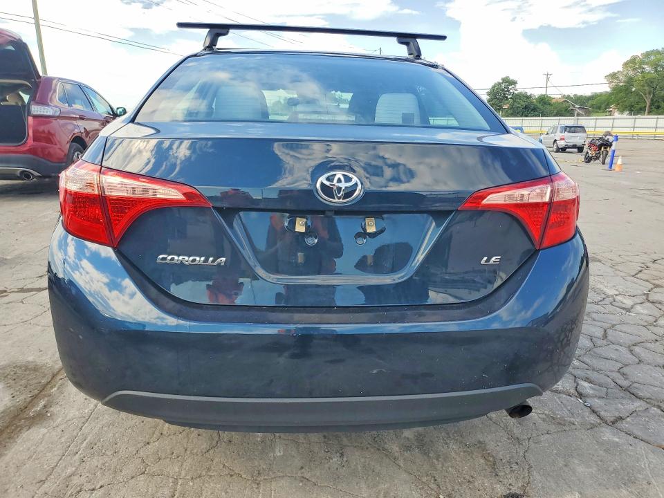 Aukcja sprzedaży 2018 Toyota Corolla, vin: 2T1BURHE5JC018390, numer aukcji: 61285966