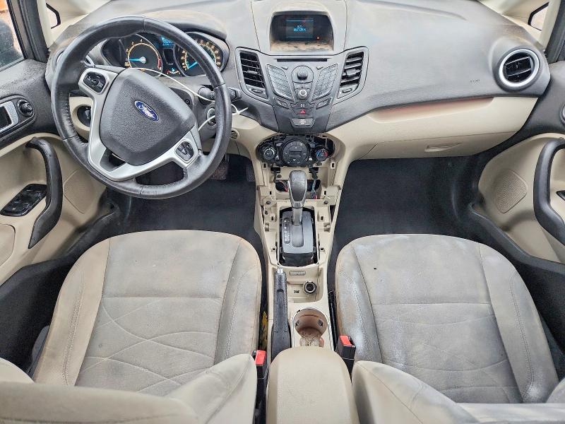 62093856 :رقم المزاد ، 3FADP4BJ7FM110369 vin ، 2015 Ford Fiesta مزاد بيع