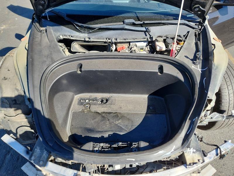 Продажа на аукционе авто 2018 Tesla Model 3, vin: 5YJ3E1EA6JF071129, номер лота: 62889896