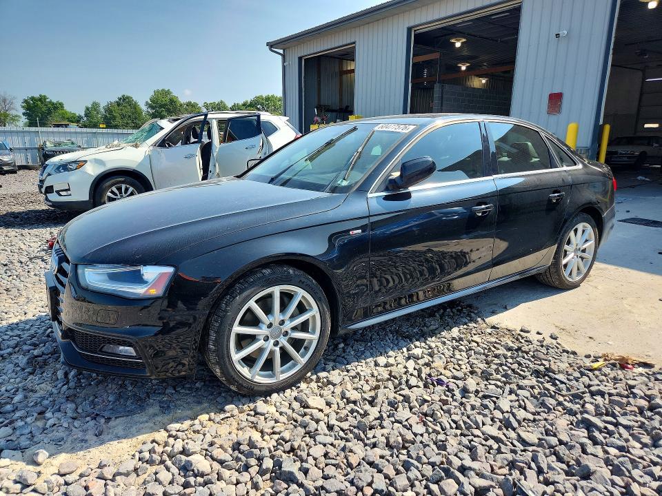 60477576 :رقم المزاد ، WAUFFAFL0FN043231 vin ، 2015 Audi A4 مزاد بيع
