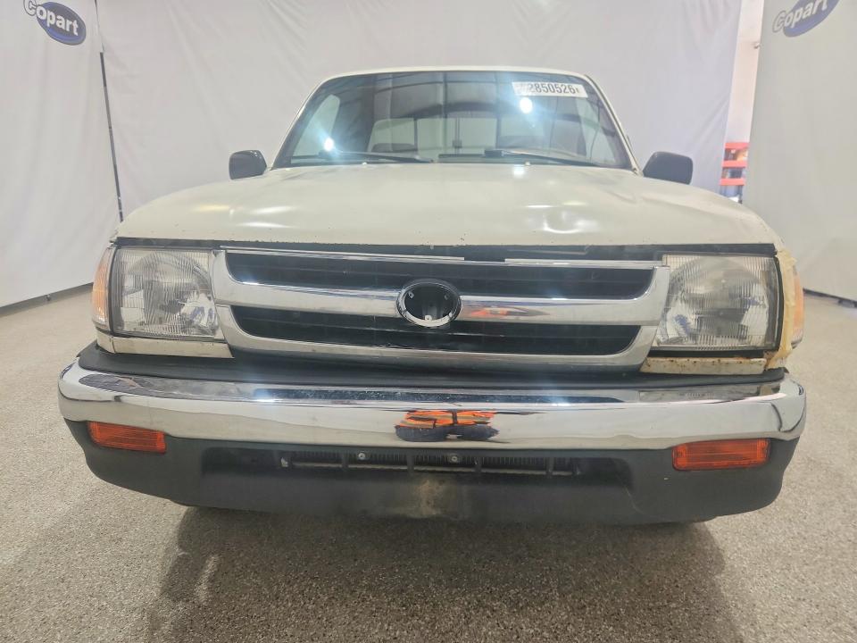 62850526 :رقم المزاد ، 4TAVL52N2WZ146385 vin ، 1998 Toyota Tacoma مزاد بيع