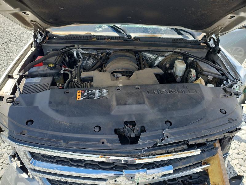 60410746 :رقم المزاد ، 1GNSCHKC4HR156577 vin ، 2017 Chevrolet Suburban مزاد بيع