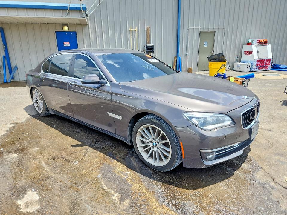 Продаж на аукціоні авто 2014 Bmw 750, vin: WBAYF8C59ED142576, номер лоту: 61304936
