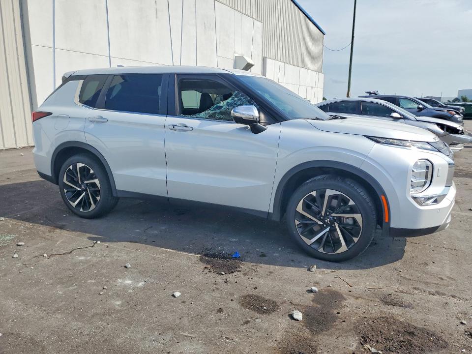 Продажа на аукционе авто 2022 Mitsubishi Outlander, vin: JA4J4UA81NZ062699, номер лота: 63551116