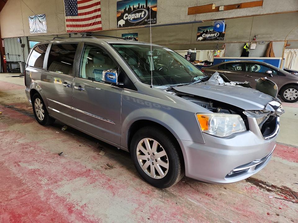 2014 Chrysler Town & Country მანქანა იყიდება აუქციონზე, vin: 2C4RC1CG0ER425650, აუქციონის ნომერი: 62205356