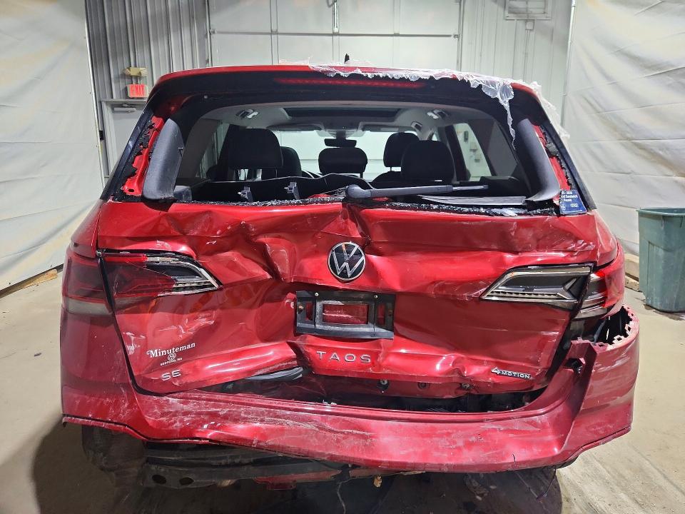 2022 Volkswagen Taos მანქანა იყიდება აუქციონზე, vin: 3VV2X7B29NM027621, აუქციონის ნომერი: 61230666