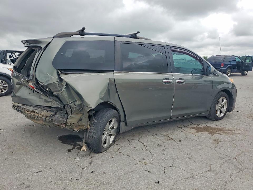 Продаж на аукціоні авто 2011 Toyota Sienna, vin: 5TDKK3DC3BS125180, номер лоту: 62047696