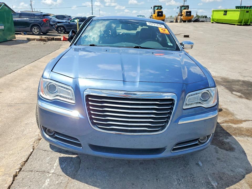 59791416 :رقم المزاد ، 2C3CA5CG5BH582678 vin ، 2011 Chrysler 300 مزاد بيع