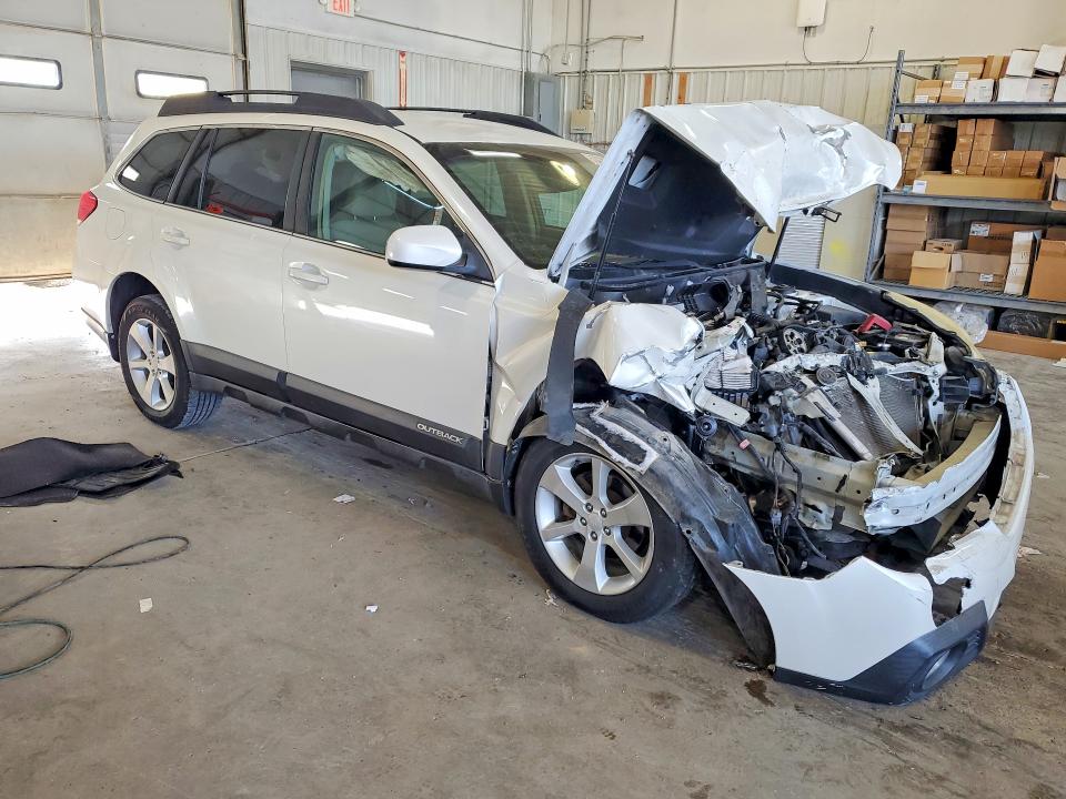 63022936 :رقم المزاد ، 4S4BRCCC5D3283422 vin ، 2013 Subaru Outback مزاد بيع