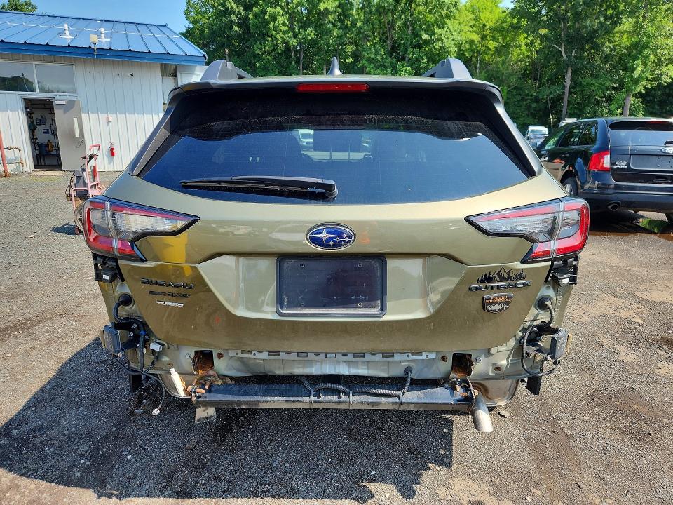 61677966 :رقم المزاد ، 4S4BTGUD3P3118862 vin ، 2023 Subaru Outback مزاد بيع