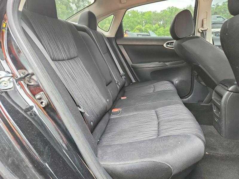 60453086 :رقم المزاد ، 3N1AB7AP4JL633479 vin ، 2018 Nissan Sentra مزاد بيع