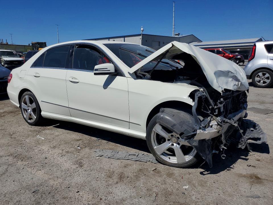 60465846 :رقم المزاد ، WDDHF5GB7BA331893 vin ، 2011 Mercedes-benz E350 مزاد بيع