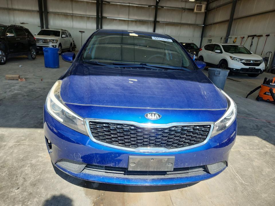 2018 Kia Forte მანქანა იყიდება აუქციონზე, vin: 3KPFK4A73JE284028, აუქციონის ნომერი: 59315156