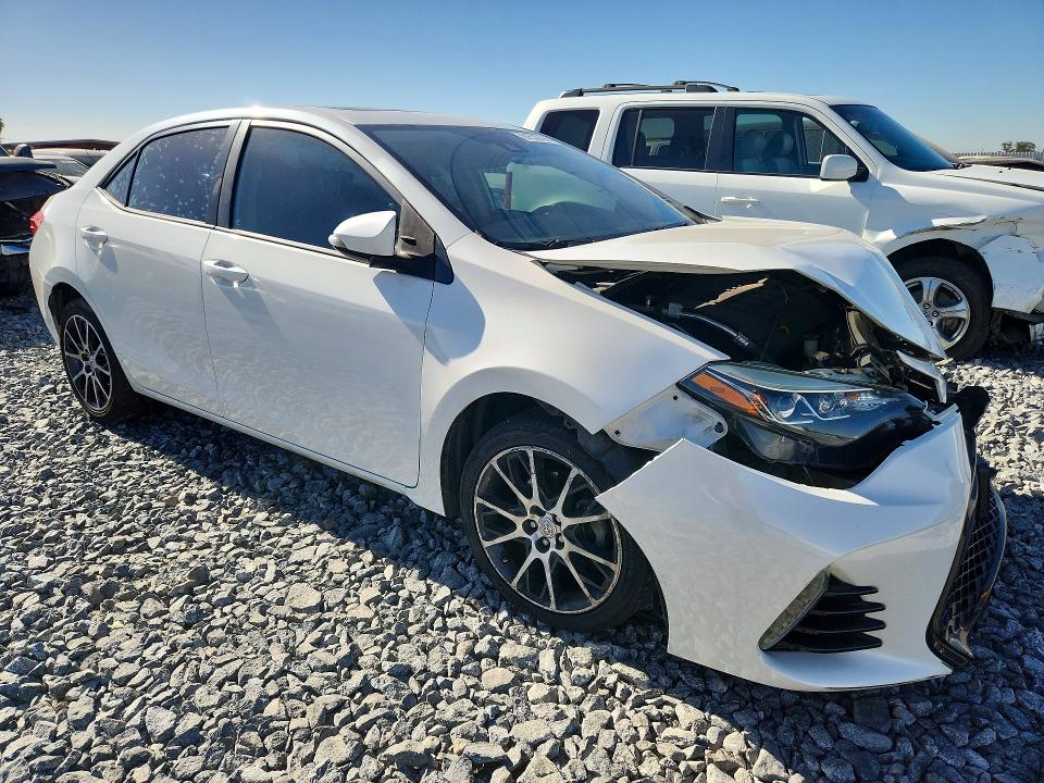 2017 Toyota Corolla მანქანა იყიდება აუქციონზე, vin: 5YFBURHE3HP646779, აუქციონის ნომერი: 61533596