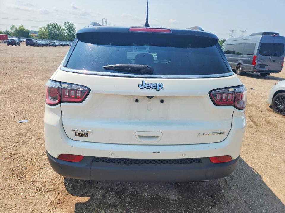 62616076 :رقم المزاد ، 3C4NJDCBXJT307350 vin ، 2018 Jeep Compass مزاد بيع