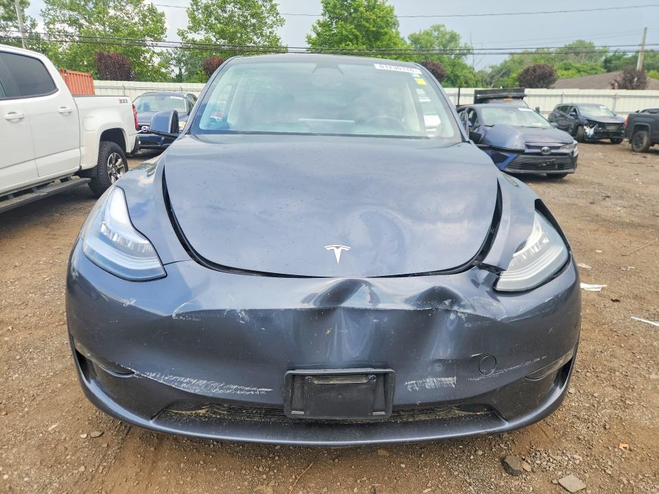 Продажа на аукционе авто 2023 Tesla Model Y, vin: 7SAYGDEE0PA040147, номер лота: 61230176