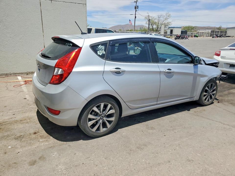 Продаж на аукціоні авто 2015 Hyundai Accent, vin: KMHCU5AE5FU233037, номер лоту: 59318976