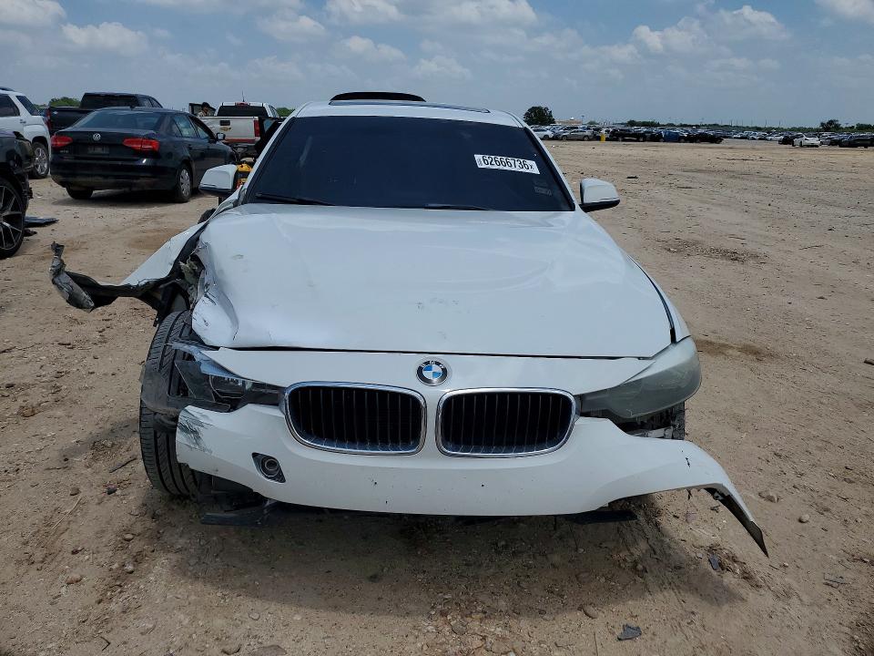 62666736 :رقم المزاد ، WBA8E9G53GNT44216 vin ، 2016 Bmw 328 مزاد بيع