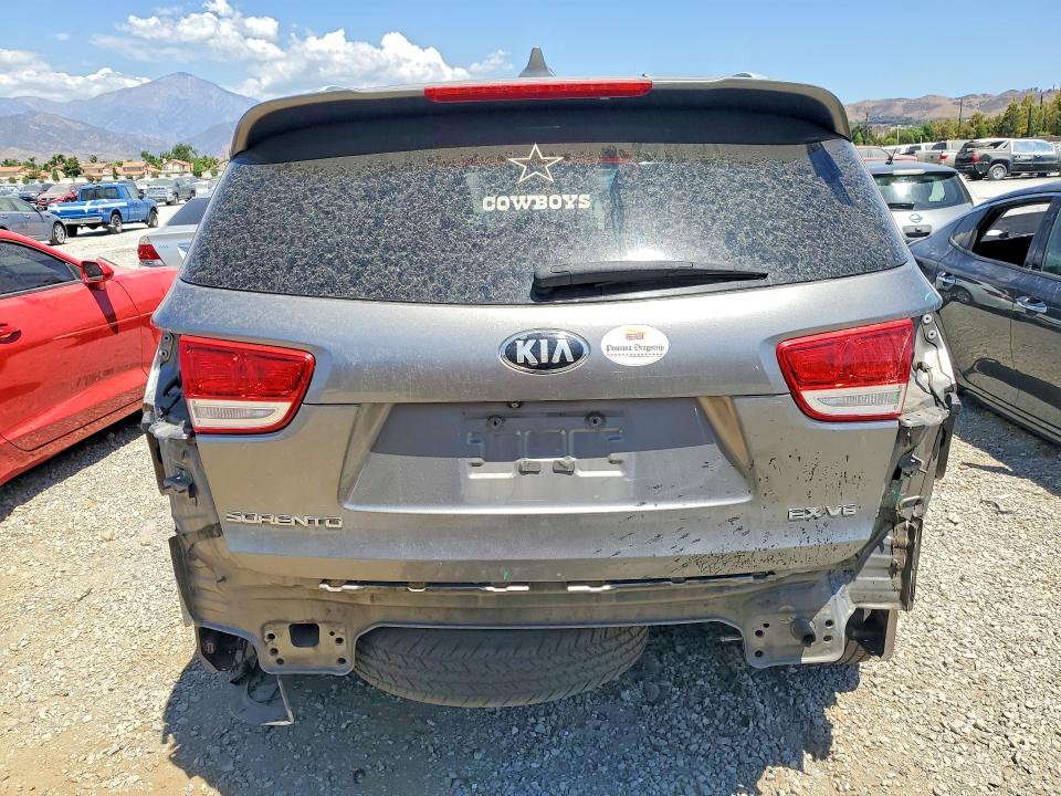 61705016 :رقم المزاد ، 5XYPH4A51GG090904 vin ، 2016 Kia Sorento مزاد بيع