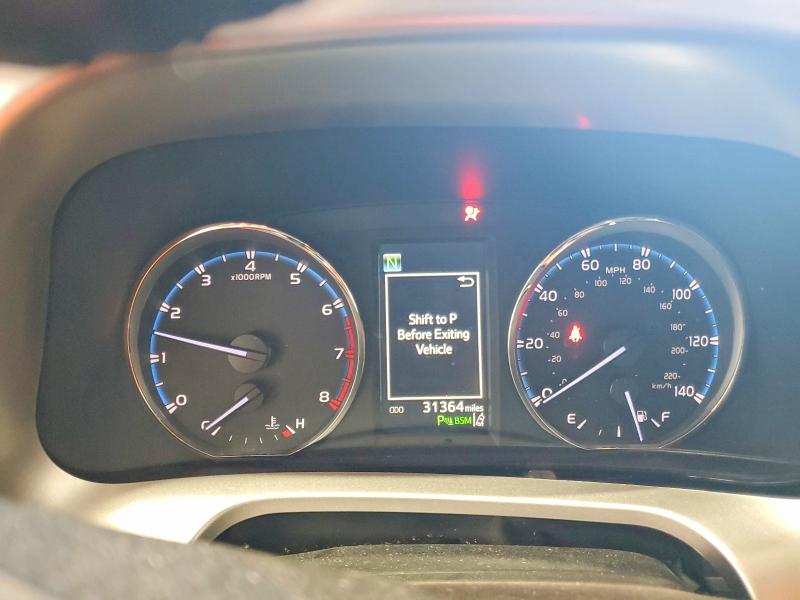 61317946 :رقم المزاد ، JTMDFREV0JD243651 vin ، 2018 Toyota Rav4 مزاد بيع