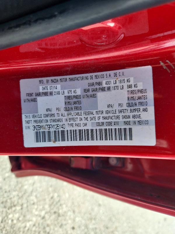 61250596 :رقم المزاد ، 3MZBM1V79FM125140 vin ، 2015 Mazda 3 مزاد بيع