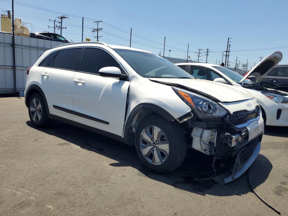 62724256 :رقم المزاد ، KNDCB3LC6N5532782 vin ، 2022 Kia Niro مزاد بيع