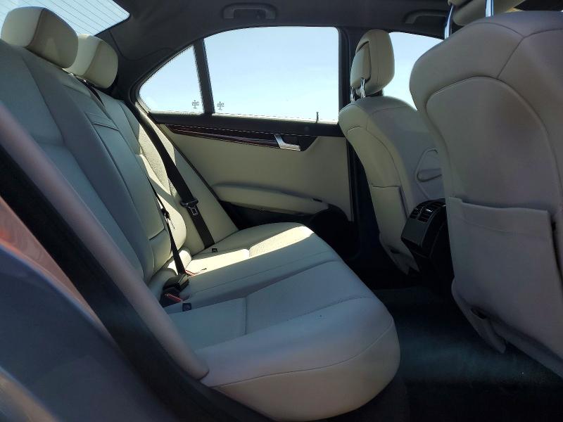 2014 Mercedes-benz C მანქანა იყიდება აუქციონზე, vin: WDDGF4HB0EA965961, აუქციონის ნომერი: 62762506