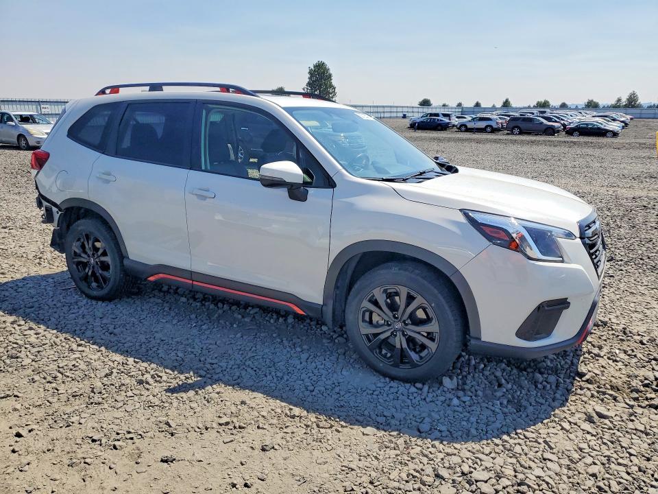 62723576 :رقم المزاد ، JF2SKAJC1NH501037 vin ، 2022 Subaru Forester مزاد بيع