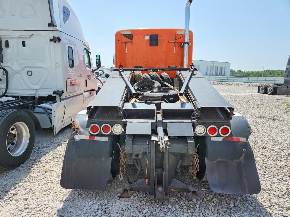 Продажа на аукционе авто 2007 Freightliner Cst120, vin: 1FUJBBCG57LW33453, номер лота: 62445236