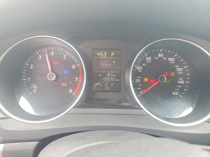 61048166 :رقم المزاد ، 3VW2B7AJ7HM306945 vin ، 2017 Volkswagen Jetta مزاد بيع