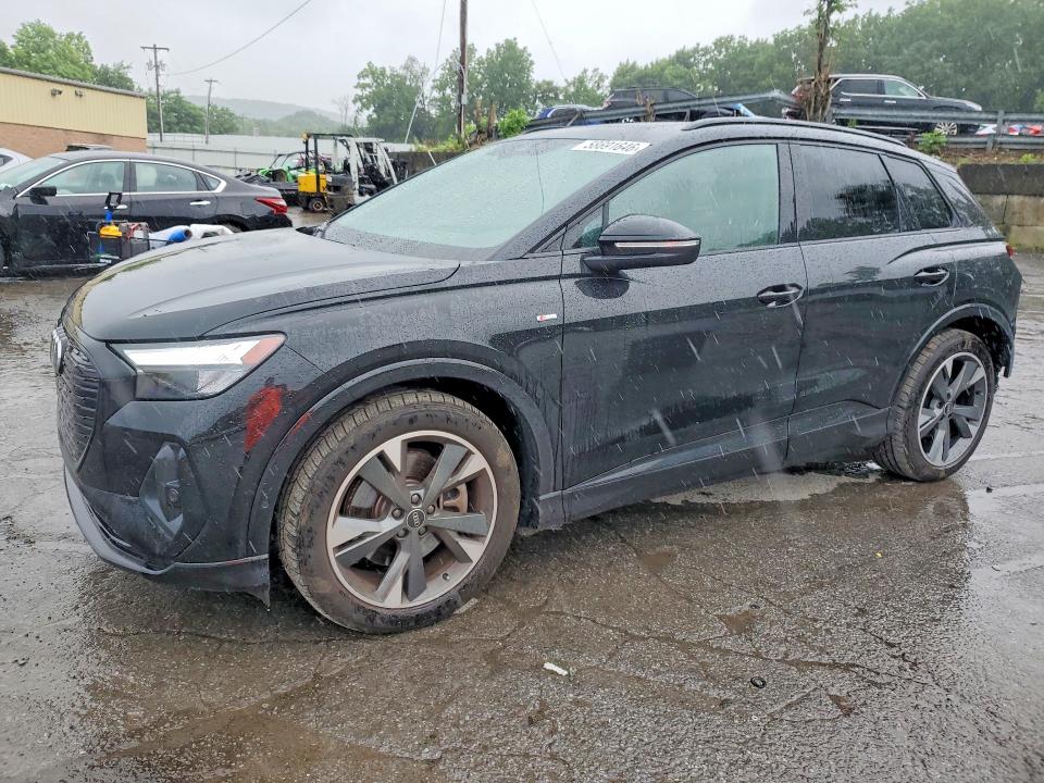58691646 :رقم المزاد ، WA1LUBFZ8RP077541 vin ، 2024 Audi Q4 E-tron مزاد بيع