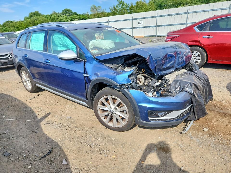 Продажа на аукционе авто 2017 Volkswagen Golf Alltrack, vin: 3VWH17AU1HM519610, номер лота: 60300676