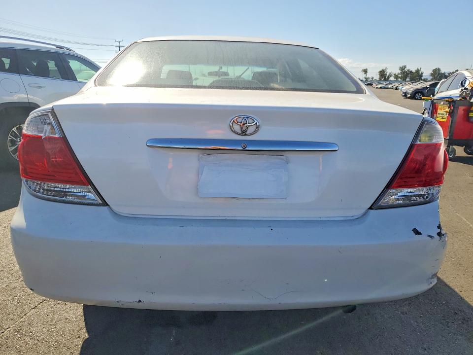 2006 Toyota Camry მანქანა იყიდება აუქციონზე, vin: 4T1BE32K36U669385, აუქციონის ნომერი: 60527826