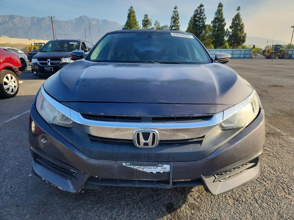 Aukcja sprzedaży 2017 Honda Civic, vin: 2HGFC2F70HH536618, numer aukcji: 63043626