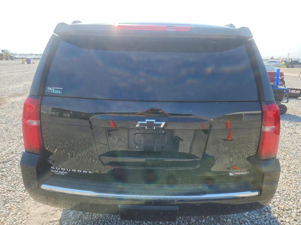 85630365 :رقم المزاد ، 1GNSKJKC3JR320773 vin ، 2018 Chevrolet Suburban مزاد بيع